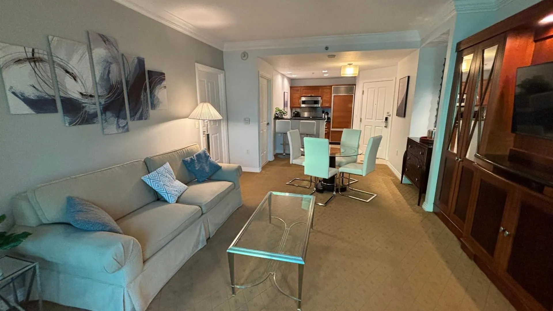 Panorama Vista Suite- 1Br 2Ba, Full Kitchen, Strip View, Balcony, Corner Unit Las Vegas