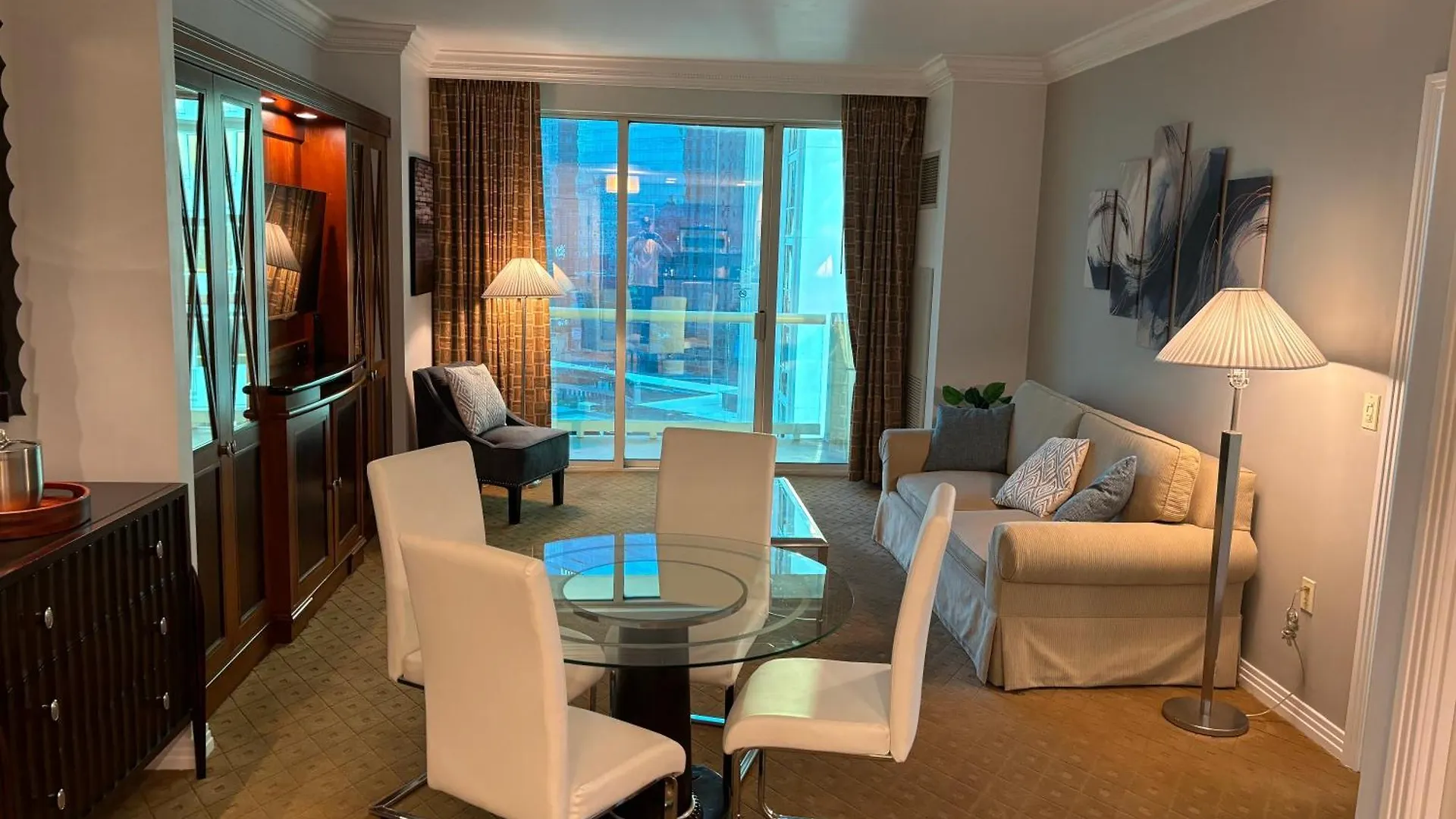 Aparthotel Panorama Vista Suite- 1Br 2Ba, Full Kitchen, Strip View, Balcony, Corner Unit Las Vegas